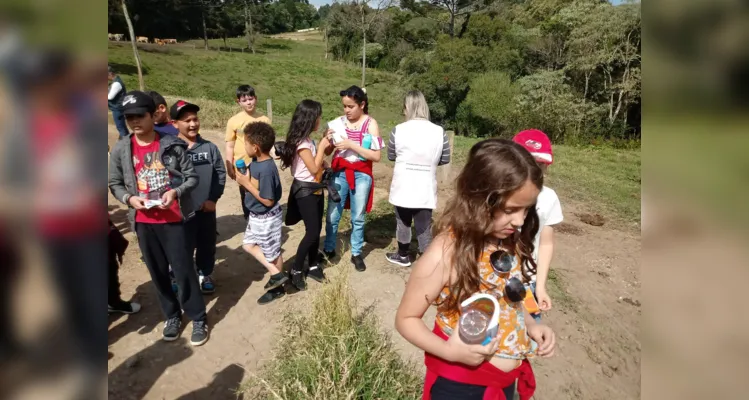 Aula de campo aborda questões sustentáveis em Piraí do Sul