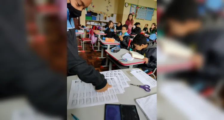 Turma de Palmeira realiza eleição de representantes em sala