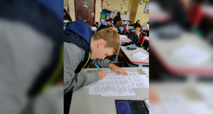 Turma de Palmeira realiza eleição de representantes em sala