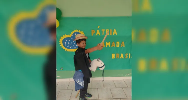 Releitura da Independência diverte alunos em Ipiranga