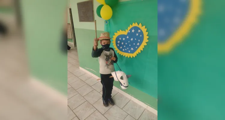 Releitura da Independência diverte alunos em Ipiranga