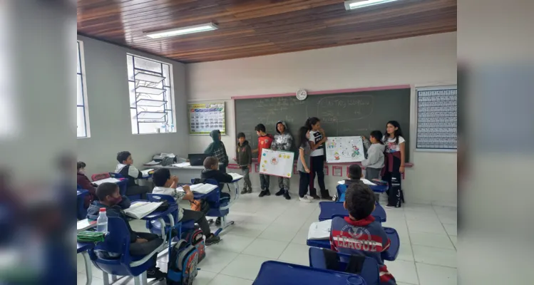 Aula do Vamos Ler e Unimed PG é destaque em turma de Castro