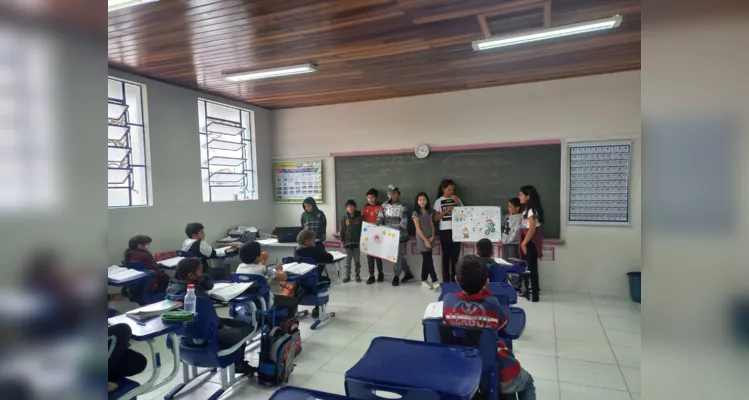 Aula do Vamos Ler e Unimed PG é destaque em turma de Castro