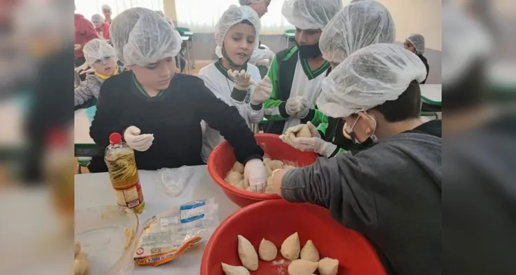 Iniciativa fortalece parceria entre família e escola em Imbaú