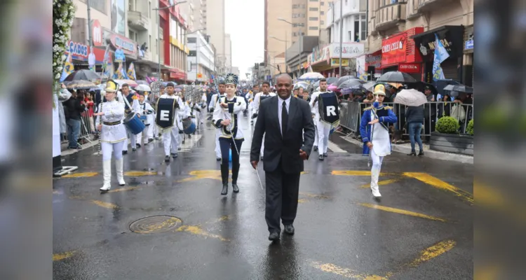 Confira fotos do desfile dos 199 anos de Ponta Grossa