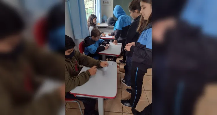 Vamos Ler auxilia em dinâmica eleitoral de turma em Ipiranga