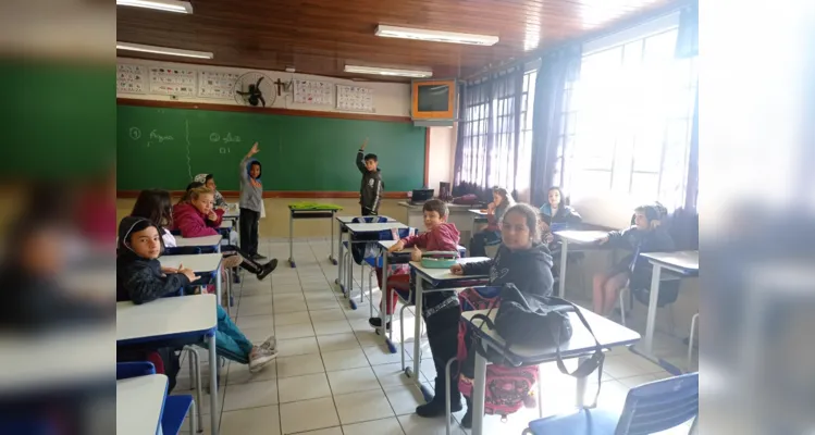 Gincana em turma de Palmeira amplia conteúdos estudados