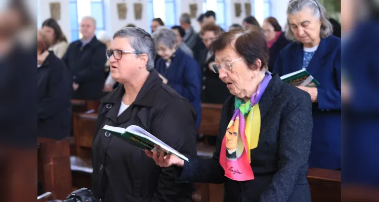 Evento realizado no último domingo contou com grande presença de fiéis e convidados