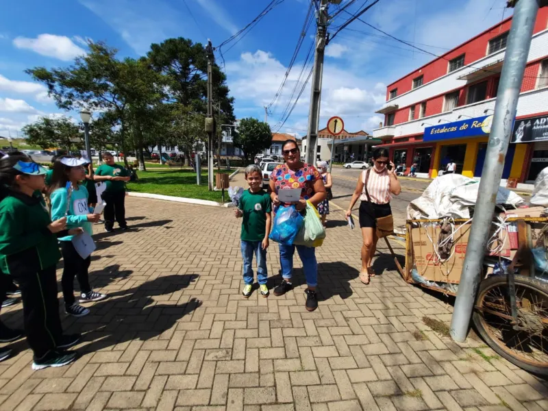 Projeto em Jaguariaíva traz ação de alunos contra a dengue