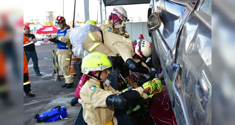 Bombeiros do Paraná conquistam 2º e 4º lugar em Desafio Nacional de Resgate Veicular -