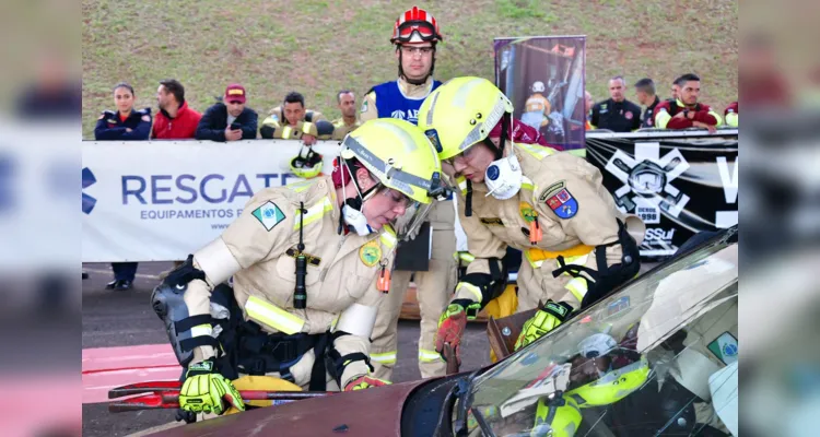Bombeiros do Paraná conquistam 2º e 4º lugar em Desafio Nacional de Resgate Veicular -