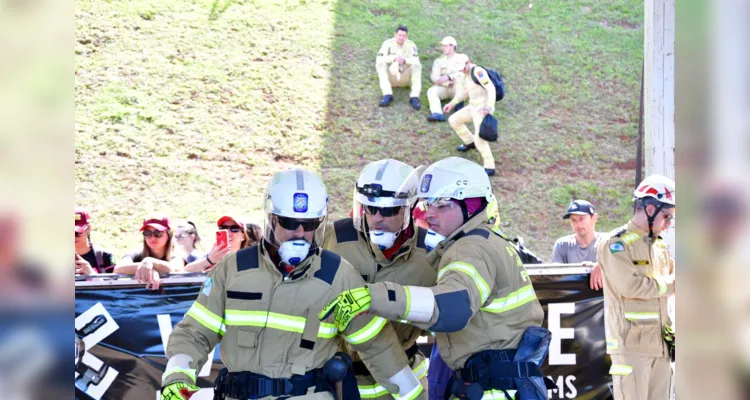 
Bombeiros do Paraná conquistam 2º e 4º lugar em Desafio Nacional de Resgate Veicular -
