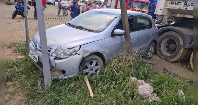 Grave acidente matou mulher e deixou um garoto com lesões graves