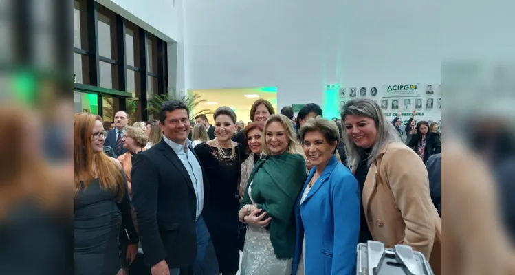 Lideranças políticas, como a prefeita de Ponta Grossa, e o novo senador do Paraná, Sergio Moro, estiveram no evento.