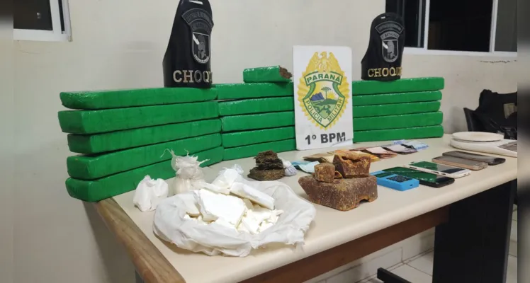 Apreensão aconteceu na rua Alceu Grein Taques, na região do bairro Neves.