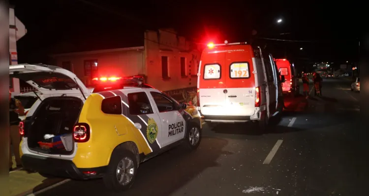 Populares teriam informado os policiais a placa do carro que atingiu o homem.