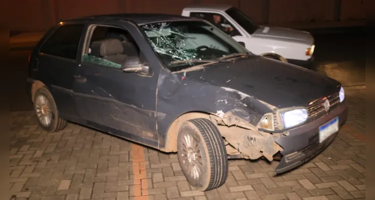 Carro foi liberado pela Polícia Militar após o acidente.