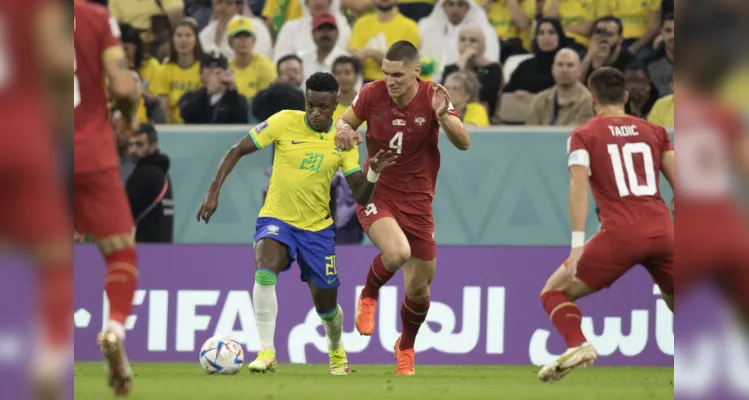 Vinicius Jr. foi um dos destaques na partida desta quinta-feira (24).