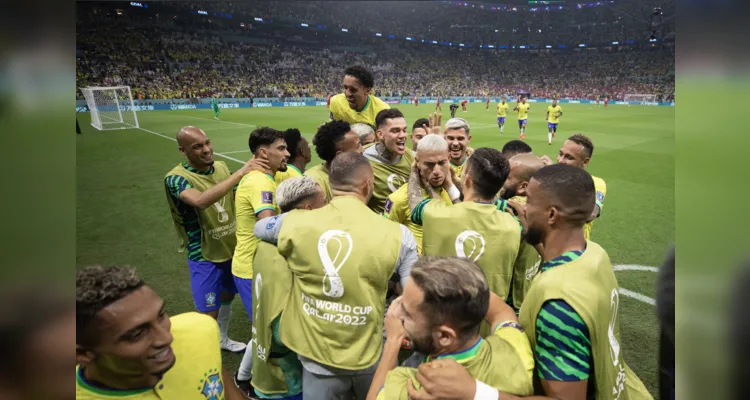 Comemoração do gol brasileiro, durante a Copa do Mundo FIFA Catar 2022.