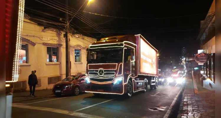 População de Ponta Grossa sentiu de perto a magia do Natal.