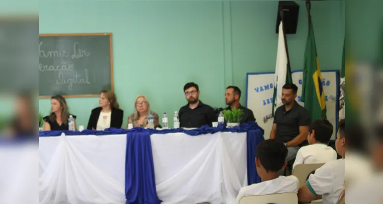 Turma de escola rural em Reserva é premiada no Vamos Ler