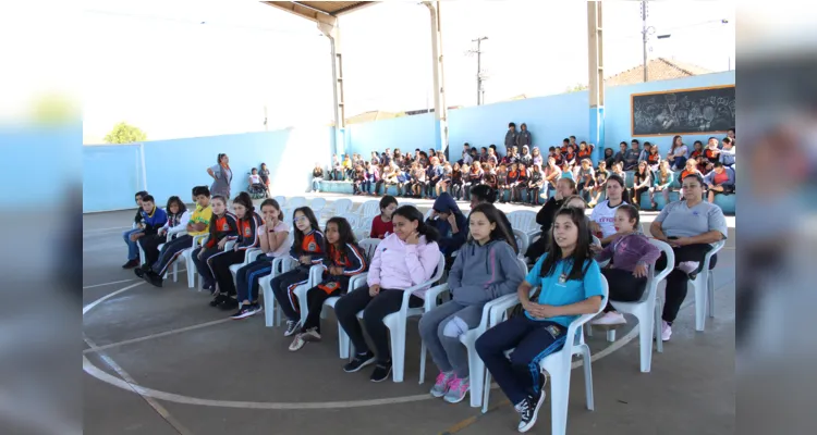 Escola de Carambeí é 'bicampeã' no Concurso do Vamos Ler