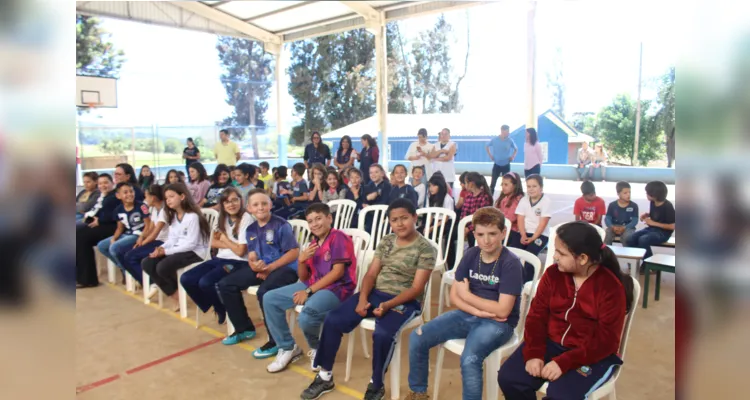 Escola rural de Castro é premiada no Concurso do Vamos Ler