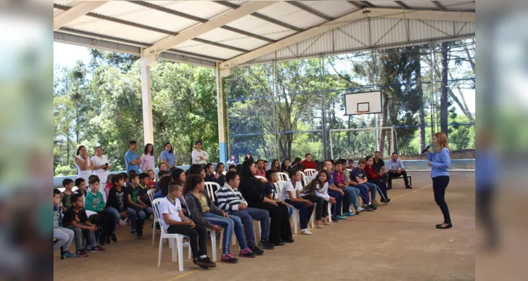 Escola rural de Castro é premiada no Concurso do Vamos Ler