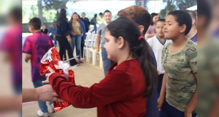 Escola rural de Castro é premiada no Concurso do Vamos Ler