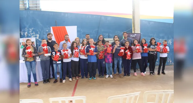 Escola rural de Castro é premiada no Concurso do Vamos Ler