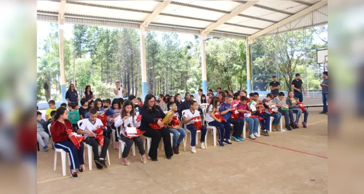 Escola rural de Castro é premiada no Concurso do Vamos Ler
