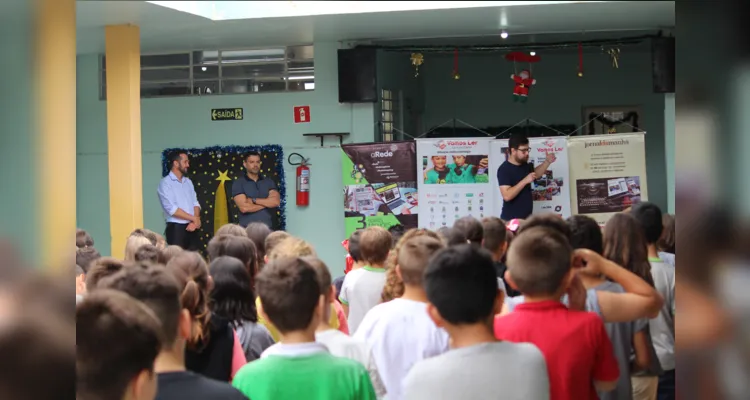 Evento reuniu colegas e trouxe muita animação na escola