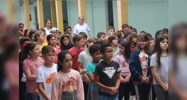 Evento reuniu colegas e trouxe muita animação na escola