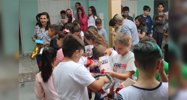 Evento reuniu colegas e trouxe muita animação na escola