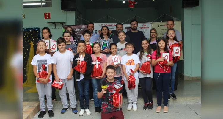 Evento reuniu colegas e trouxe muita animação na escola