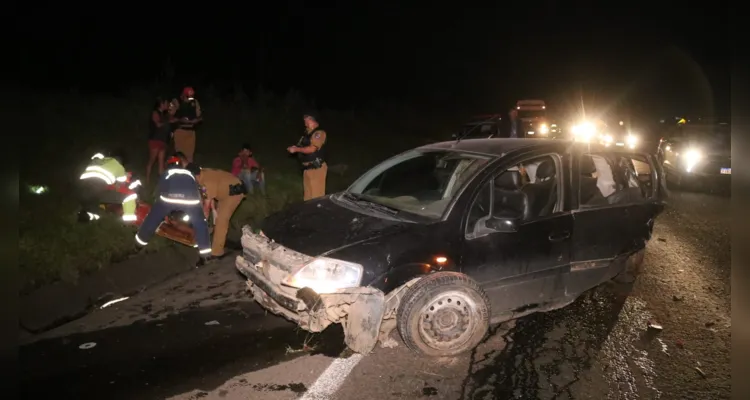 Acidente ocorreu na noite desta sexta-feira (2), na PR-151, entre os municípios de Ponta Grossa e Carambeí