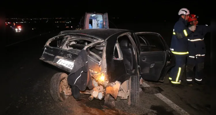 Acidente ocorreu na noite desta sexta-feira (2), na PR-151, entre os municípios de Ponta Grossa e Carambeí