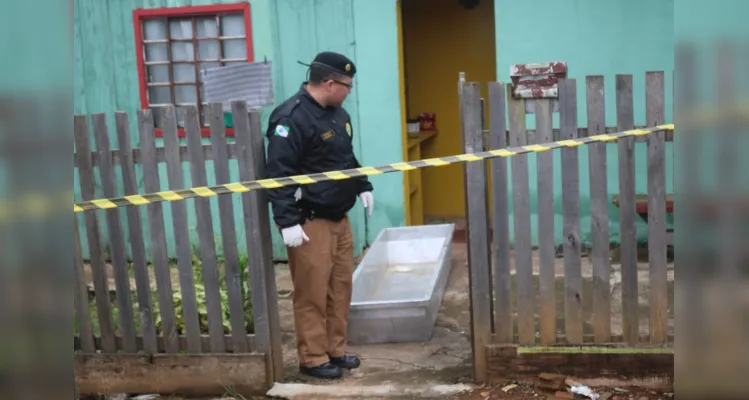 Vizinhos encontraram morador morto no Santa Marta na manhã desta quarta