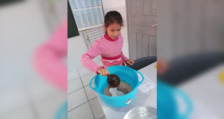 Saboroso estudo sobre frações conta com bolo em Ortigueira