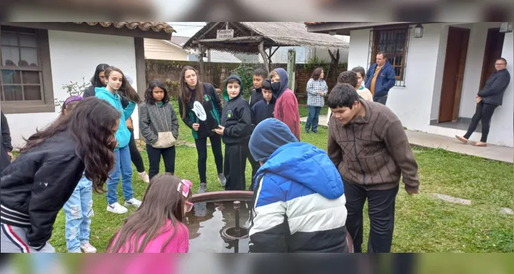 Turmas de Ipiranga vão a Castro e Carambeí por 'passeio histórico'