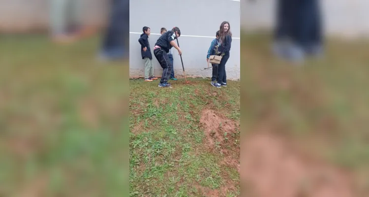 Aula do Vamos Ler e Unimed PG é base de trabalho em Castro