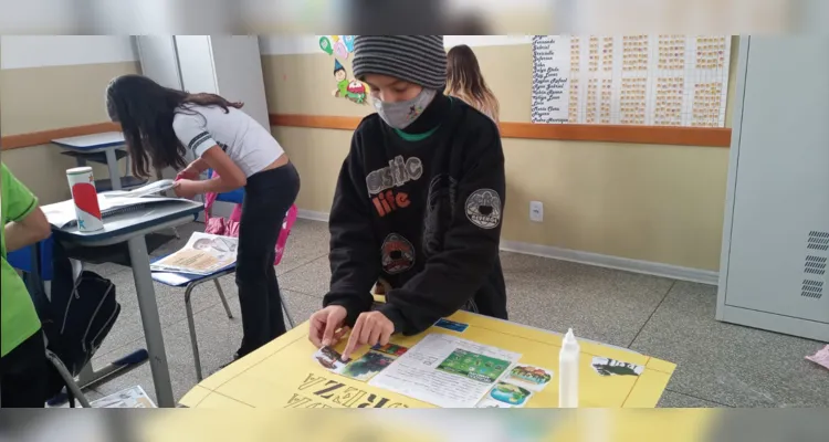 Turma de Imbituva une ações solidárias e de cunho ambiental