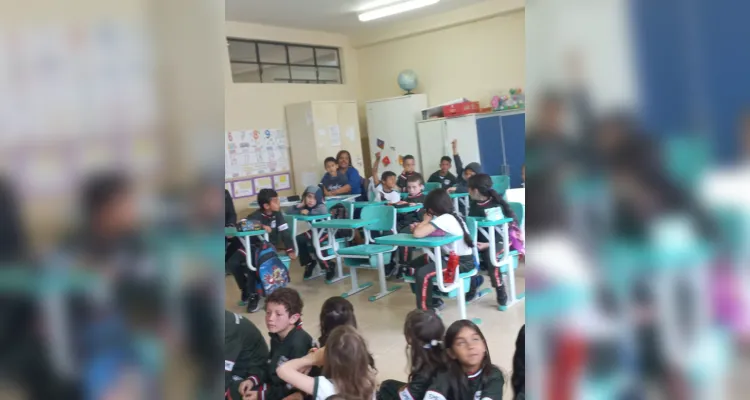 'Projeto Profissões' movimenta escola em Piraí do Sul