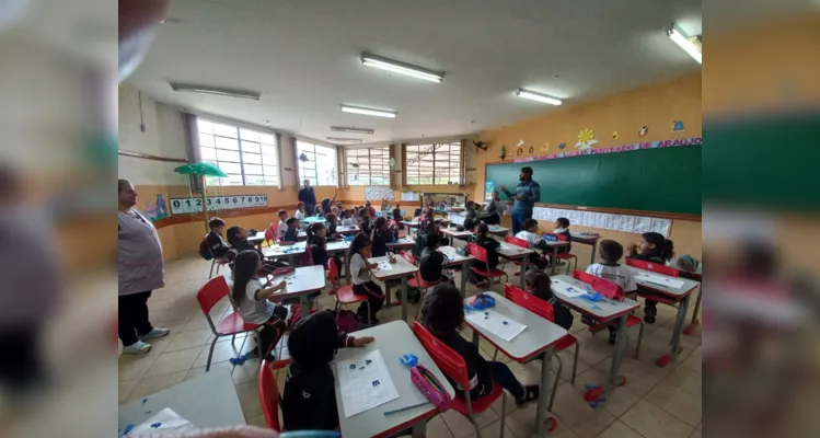 'Projeto Profissões' movimenta escola em Piraí do Sul