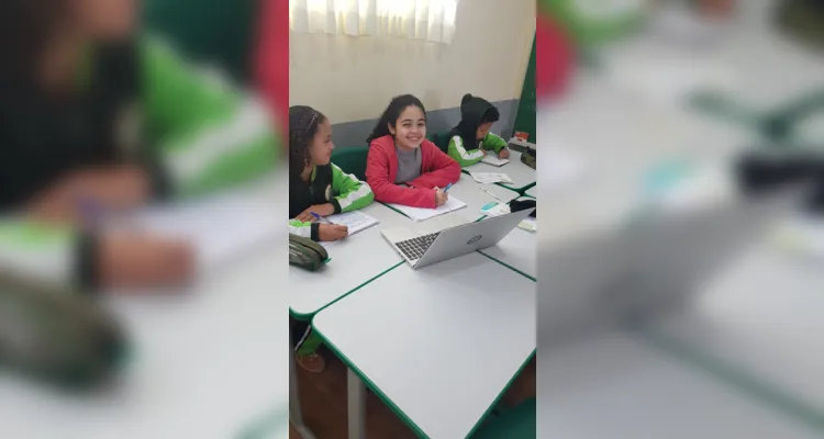 Anuário do Grupo aRede auxilia na aula de Geografia em Imbaú