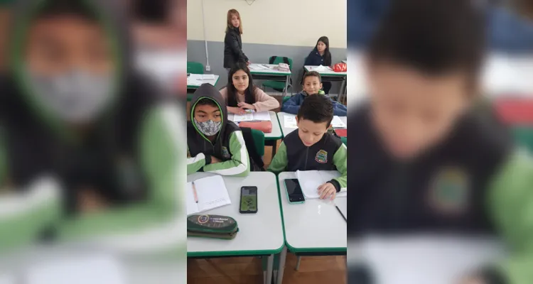 Anuário do Grupo aRede auxilia na aula de Geografia em Imbaú