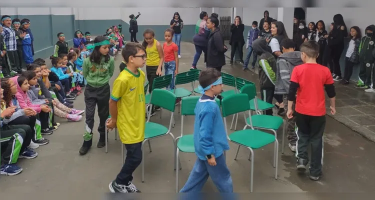 Dia das Crianças especial ocorre em escola de Imbaú