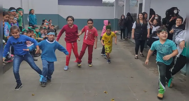 Dia das Crianças especial ocorre em escola de Imbaú