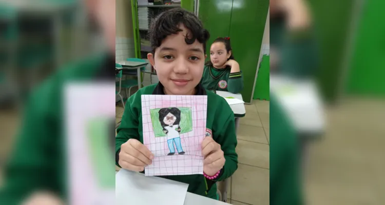 Alunos de Jaguariaíva realizam homenagem ao Dia do Professor