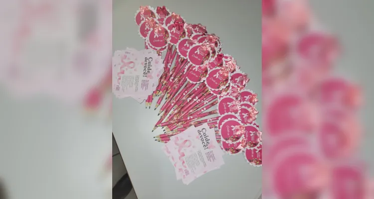 Conscientização marca Outubro Rosa em turma de Piraí do Sul